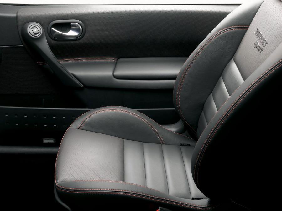 Renault Megane RS 2004 года  (фото 6 из 34)